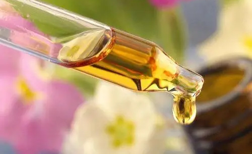 采用新鴻順基礎(chǔ)油制作的潤滑油究竟好在哪里？